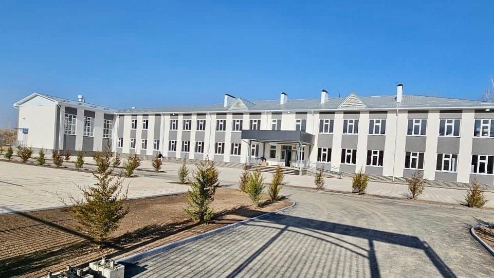 В Ошской области построили школу на 225 мест