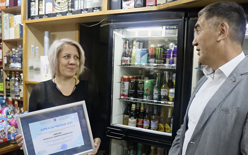 «Бишкекглавархитектура» наградила предпринимателей за улучшение рекламных вывесок